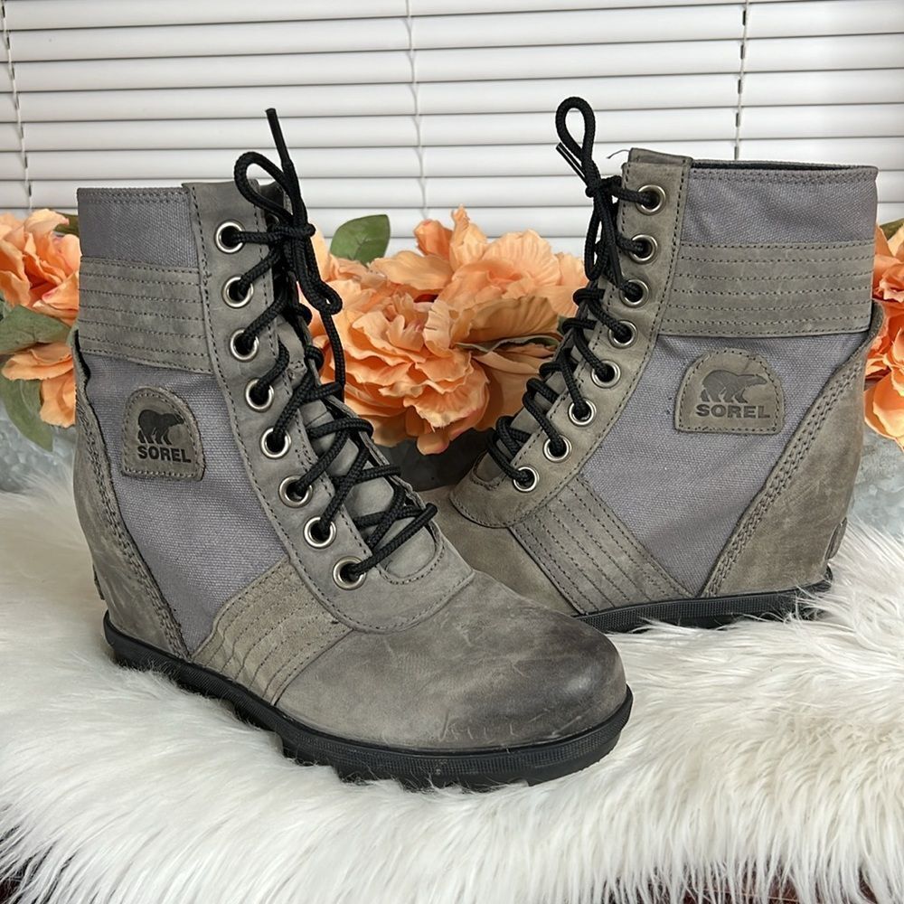 Sorel Lexi Leather Wedge Boot Size 8 - Picture 2 of 9